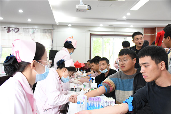 無(wú)償獻(xiàn)血.JPG